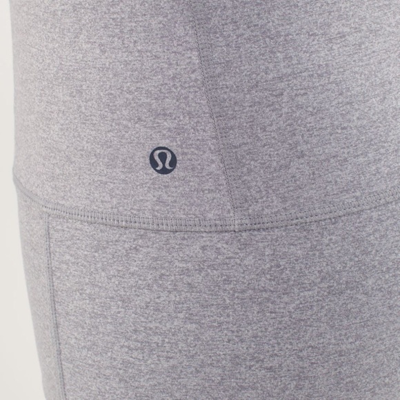 Lululemon In Stride Jacket Heathered Fossil /Blurred Blossoms White Size 6 - Picture 7 of 14